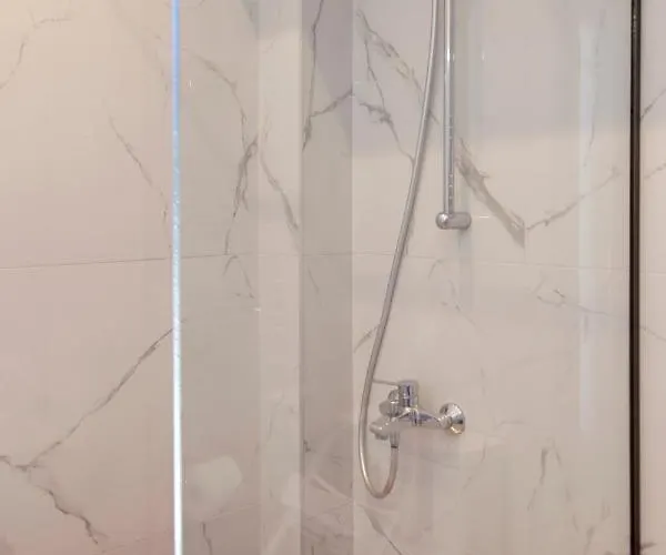 Alkistis * Apolpaina